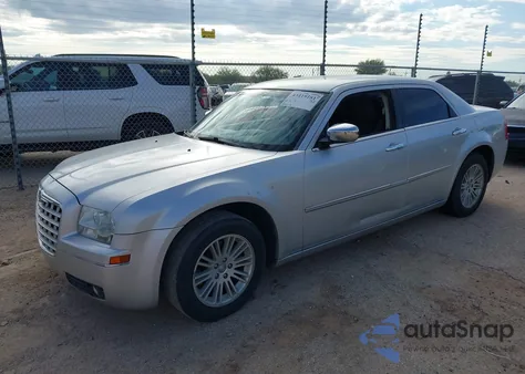 2010 Chrysler 300 Touring from USA, damaged, VIN 2C3CA4CD1AH198590